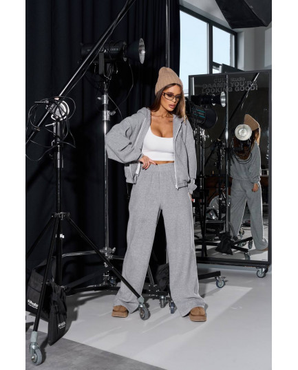 102 Спортивний костюм з поларфлісу з капюшоном з вишивкою