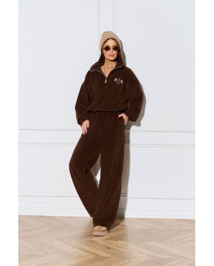 103 Спортивний костюм з поларфлісу на стойці з вишивкою