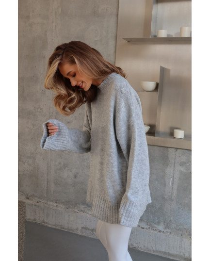 109 Светр в’язаний з акцентним коміром