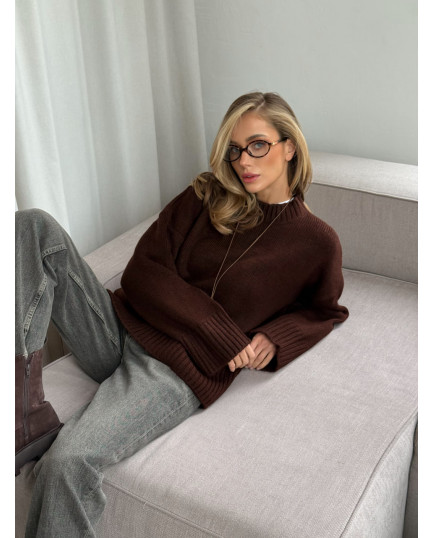 109 Светр в’язаний з акцентним коміром