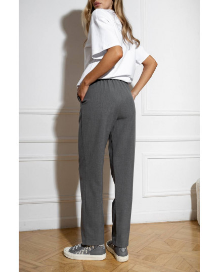 21 Штани на резинці зі шнурком