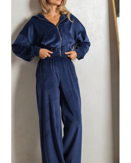 57 Велюровий Костюм із капюшоном з прямими штанами