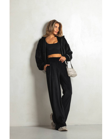 57 Велюровий Костюм із капюшоном з прямими штанами