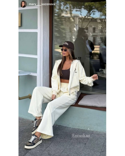 94 Спортивний костюм з трьохнитки з капюшоном та вишивкою