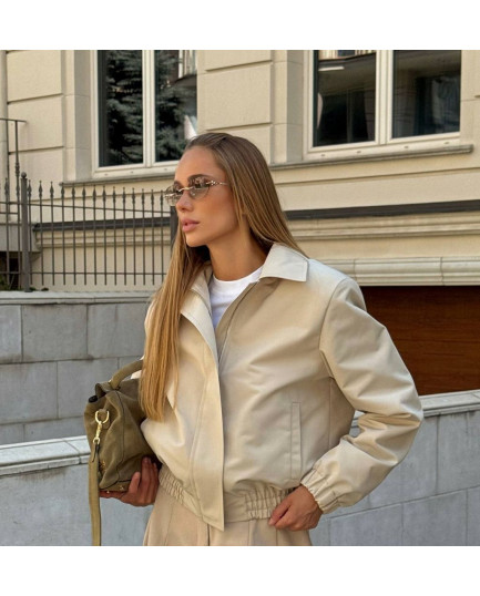 87 Куртка класична без утеплення