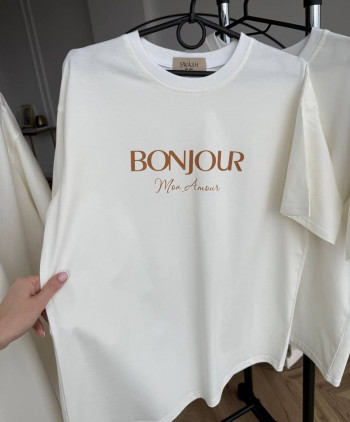 29 Футболка молочна bonjour