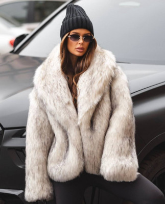 98 Шуба з екохутра