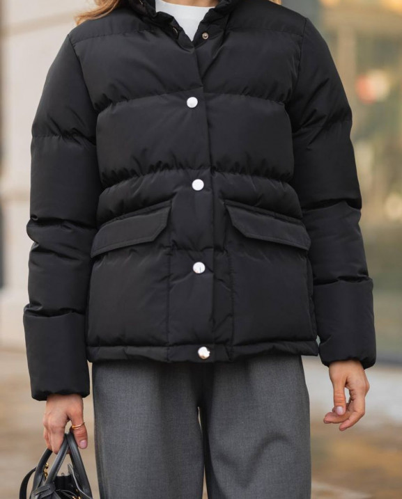 69 куртка пухова на кнопках