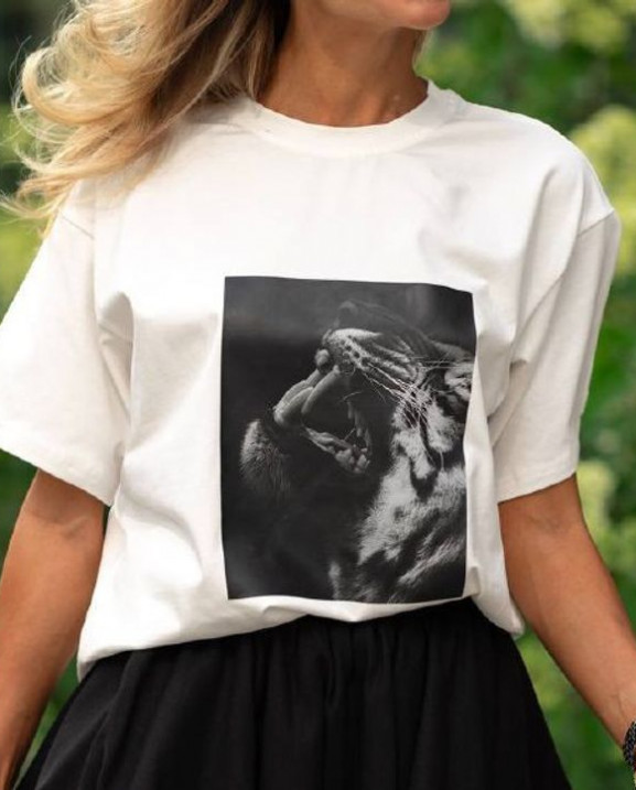 29 футболка молочна Клики лева