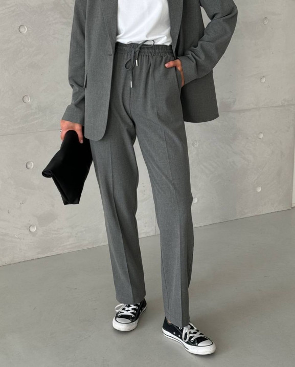 21 Штани на резинці зі шнурком