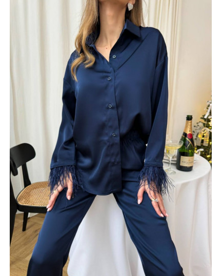 14 Вечірній сатиновий костюм із пір'ям