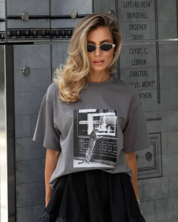 29 футболка сіра леопард на задніх лапах