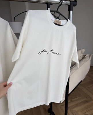 29 футболка молочна je taime