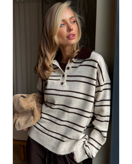 113 Світер в’язаний з маленькою смужкою